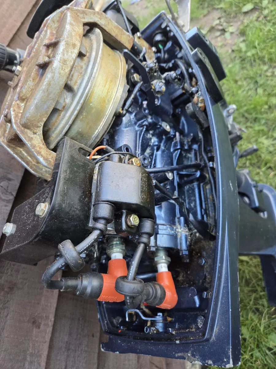 Yamaha 9.9hp 2 stroke outboard - Image 3