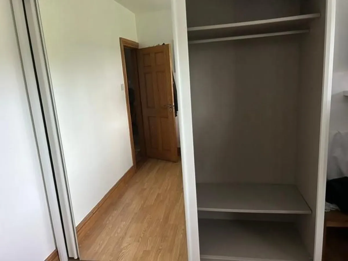 Imperial Sliding Door Wardrobe (Mirror Doors) - Image 4