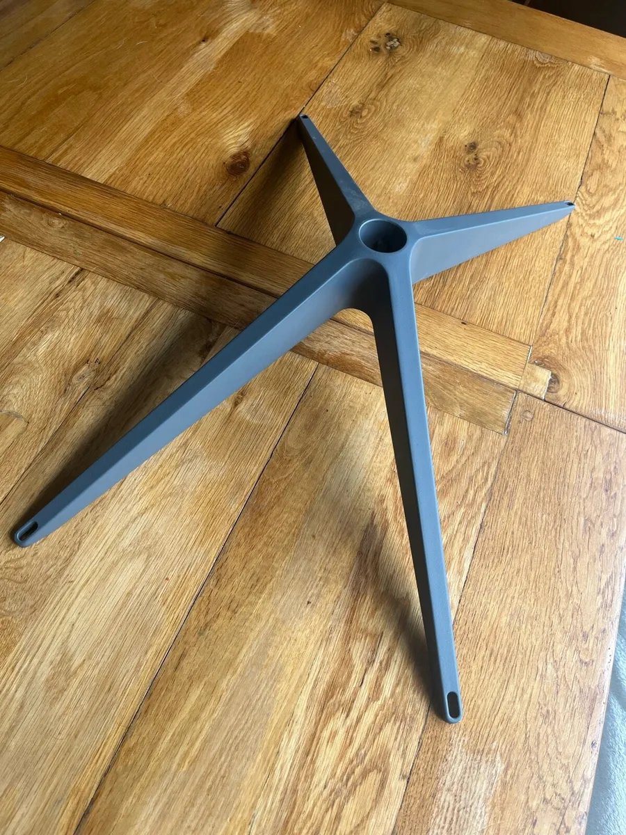 Starlink Ground Mount Stand Base