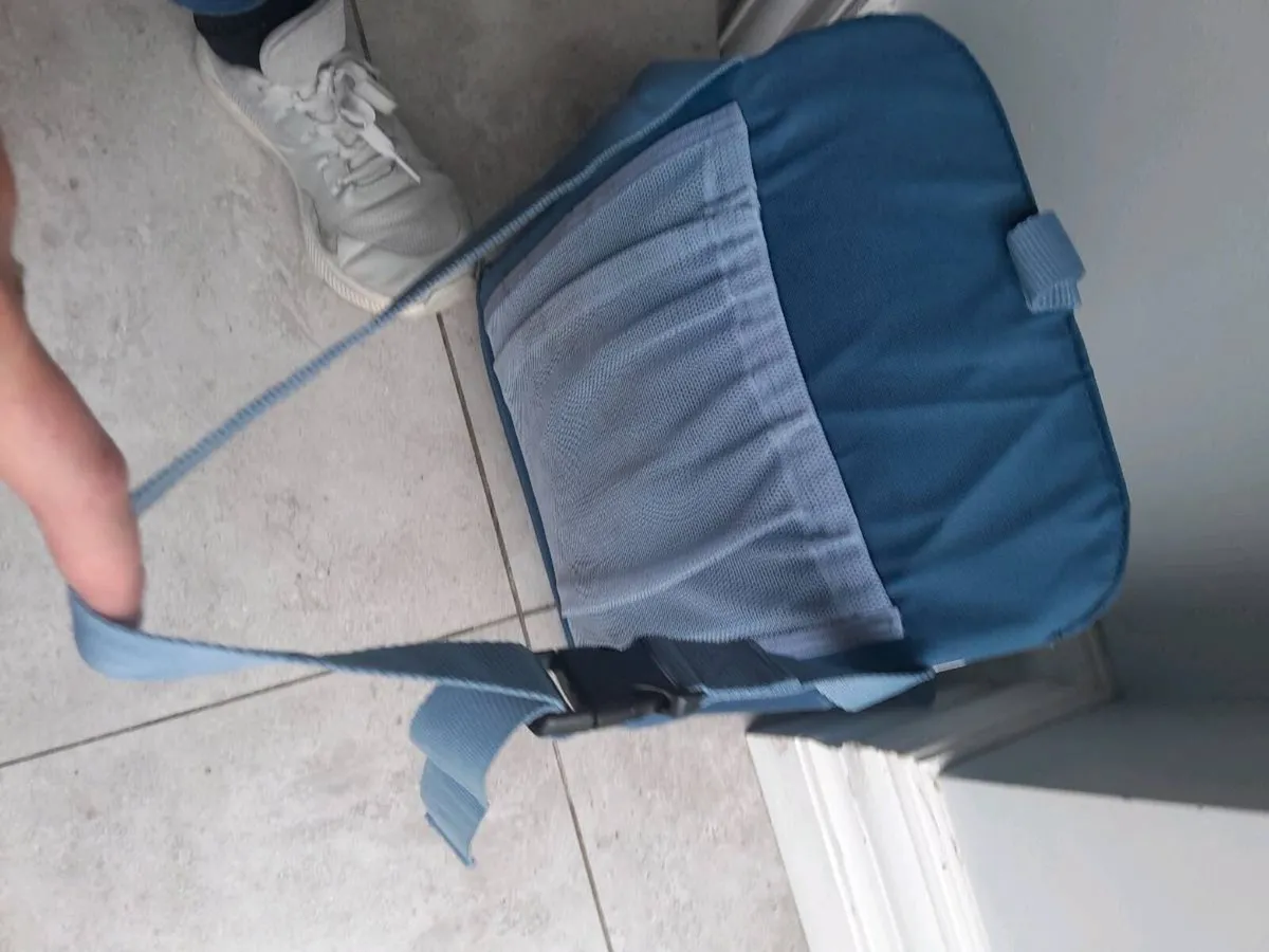Mobile high chair and playmat - Image 2