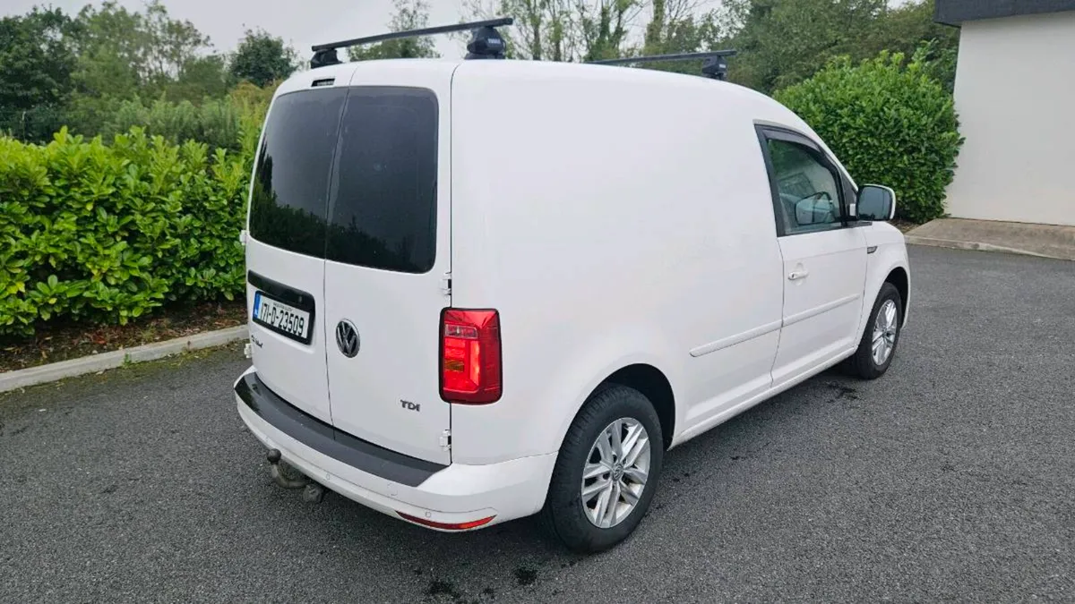 VW HIGHLINE CADDY - Image 2
