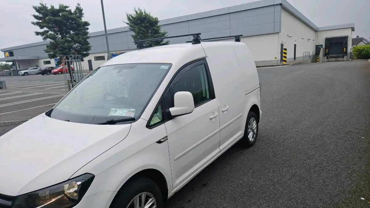 VW HIGHLINE CADDY - Image 3