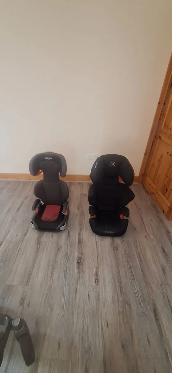 Car Seats - Image 2