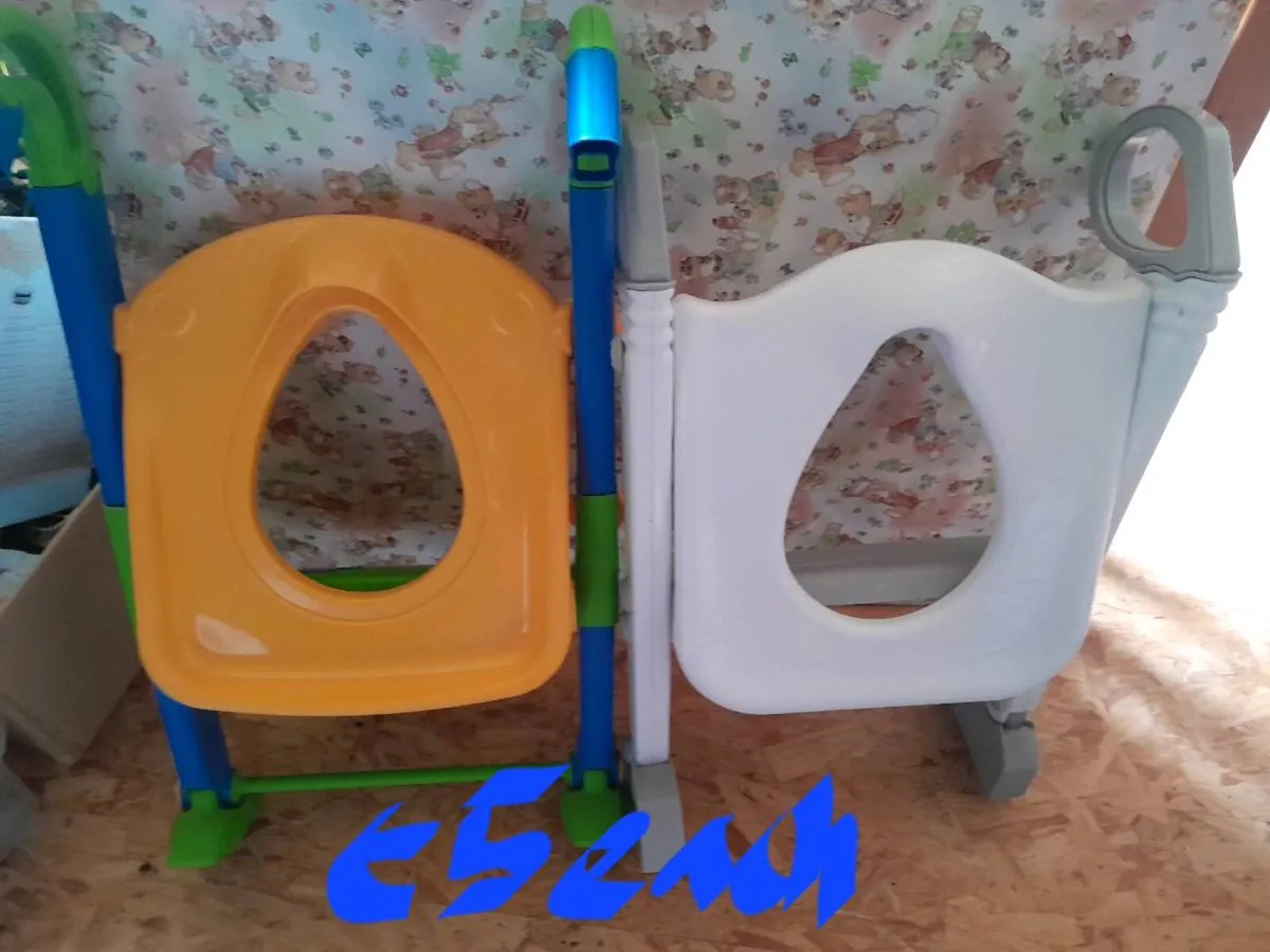 Toilet seats & Steps - Image 2
