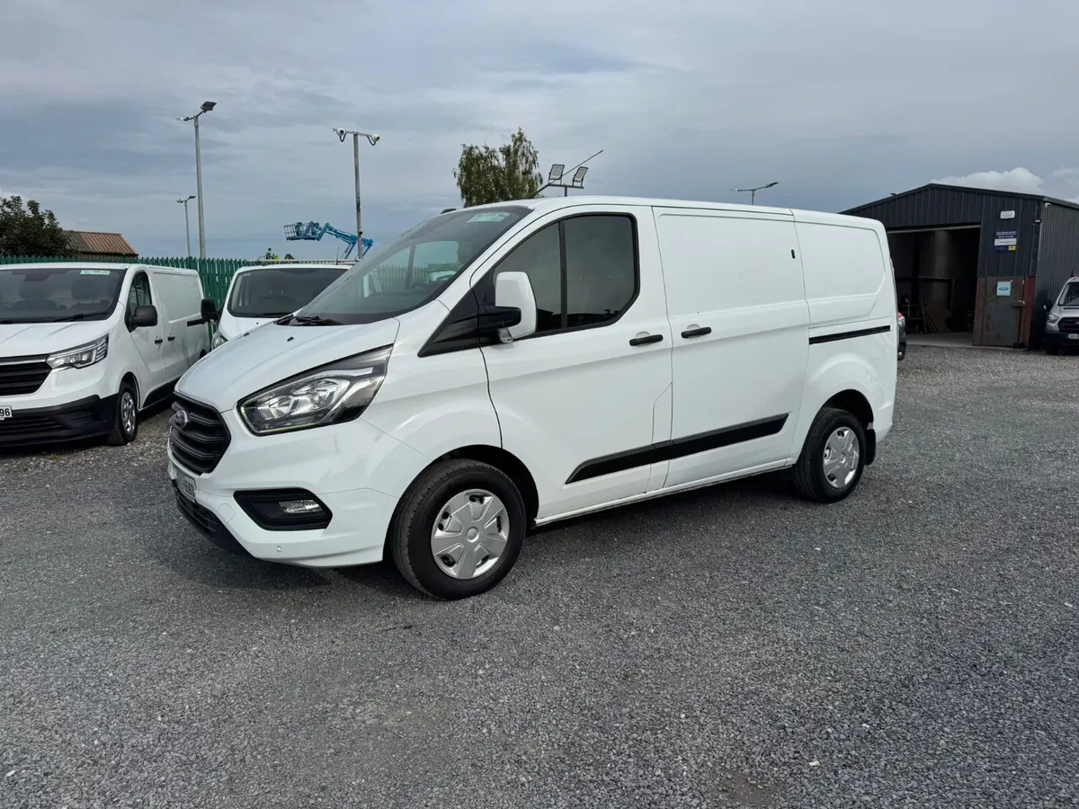 FORD TRANSIT CUSTOM TREND A/C INCLUDES VAT - Image 2