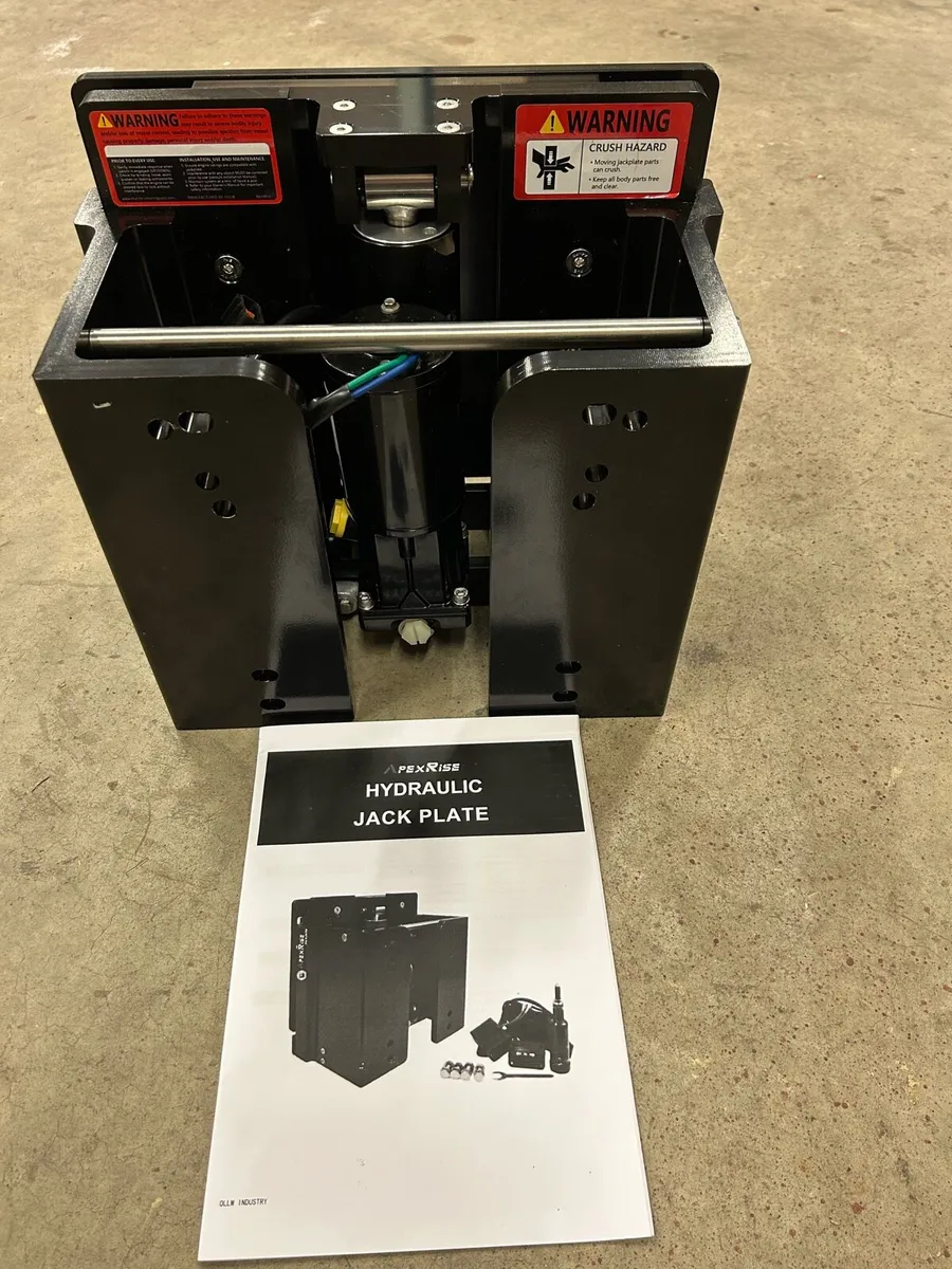 Outboard hydraulic jack plate - Image 1