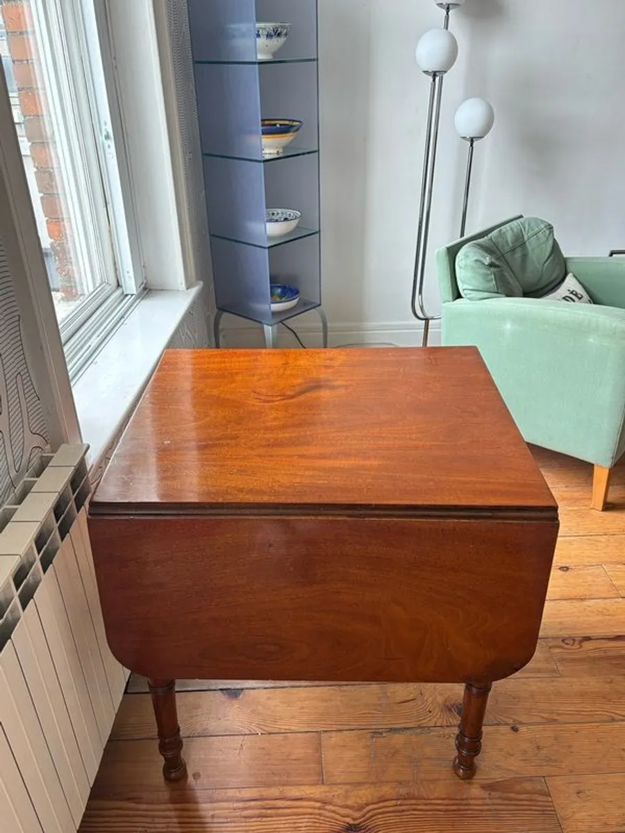 Antique Victorian drop-leaf table - Image 2
