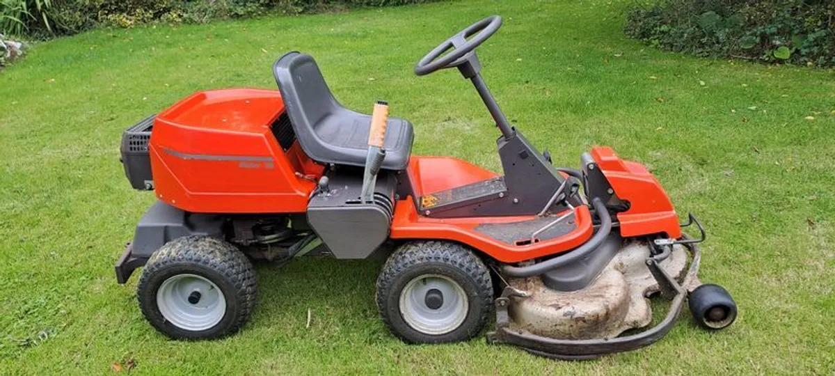 Ride on Mower - Image 3