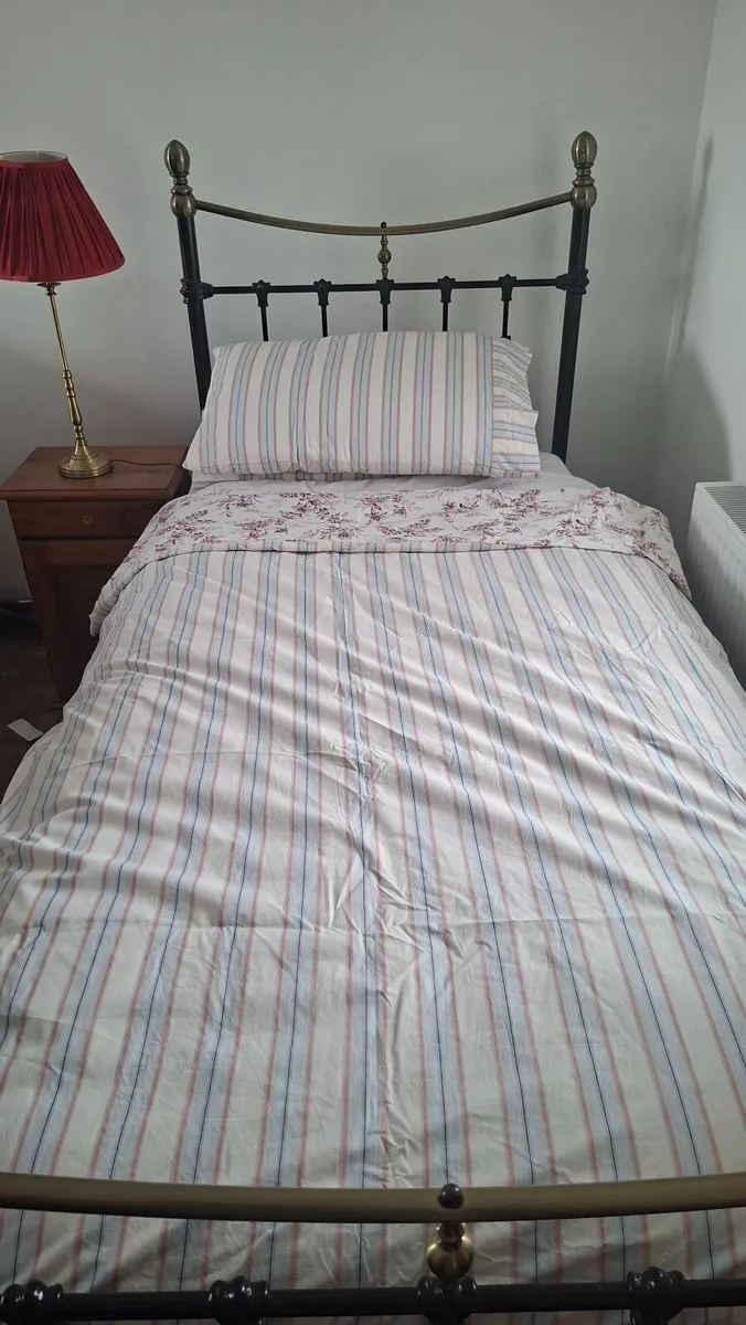 Single wrought  Iron Bed and mattress - Image 4