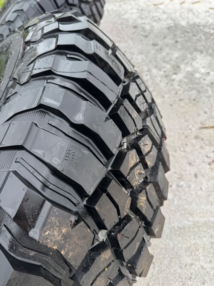 Defender bead lock rims w/ 35s (BF Goodrich KM3s) - Image 4