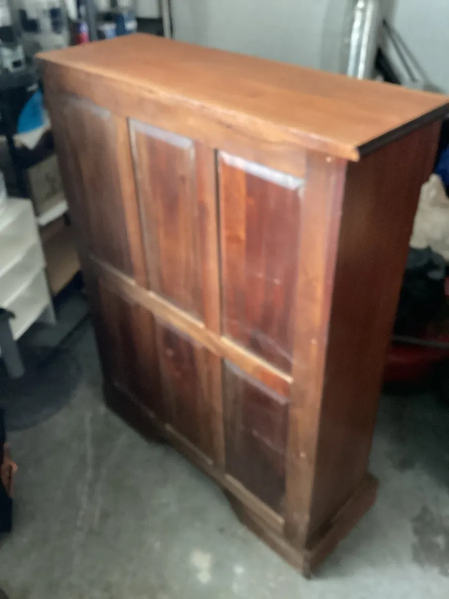Book shelf - Image 2