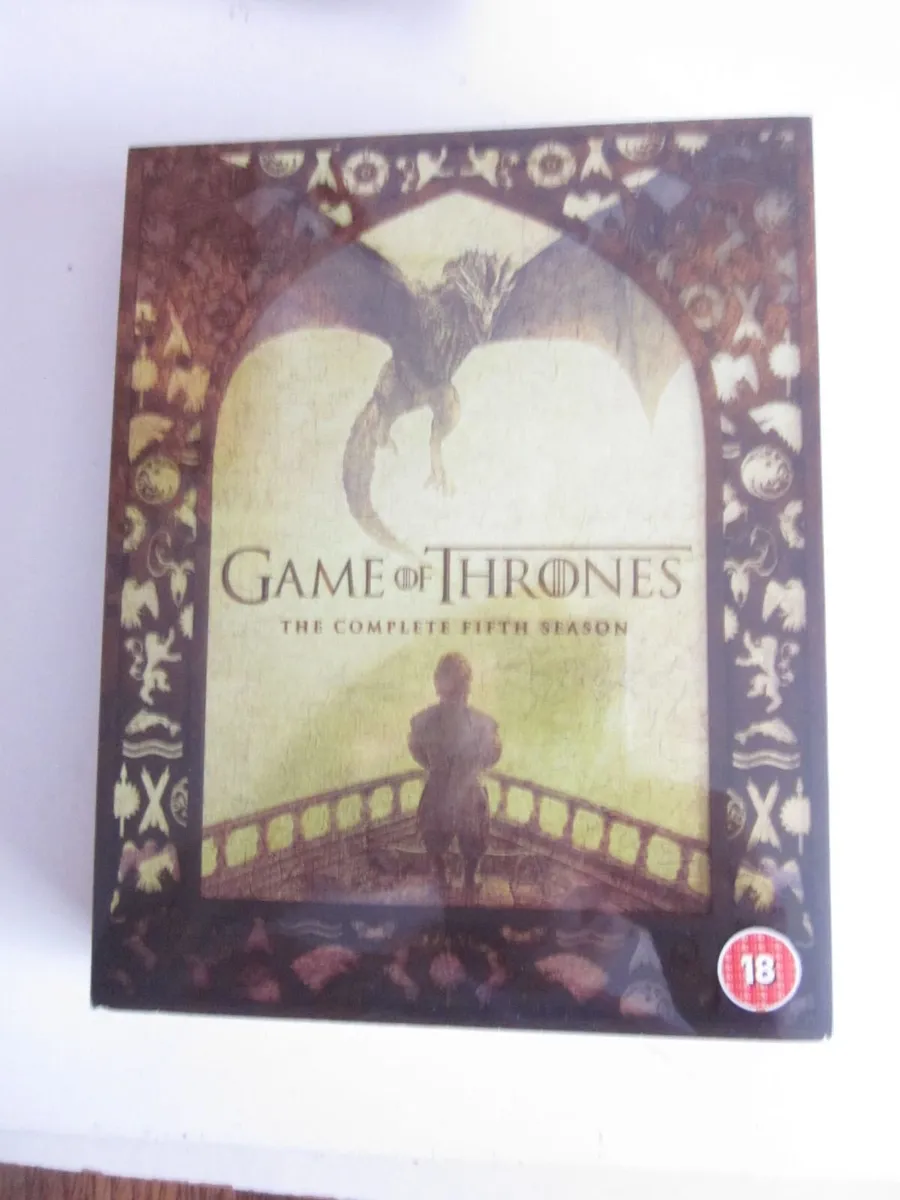 Blue Ray Game Of Thrones Season 5 - Image 1