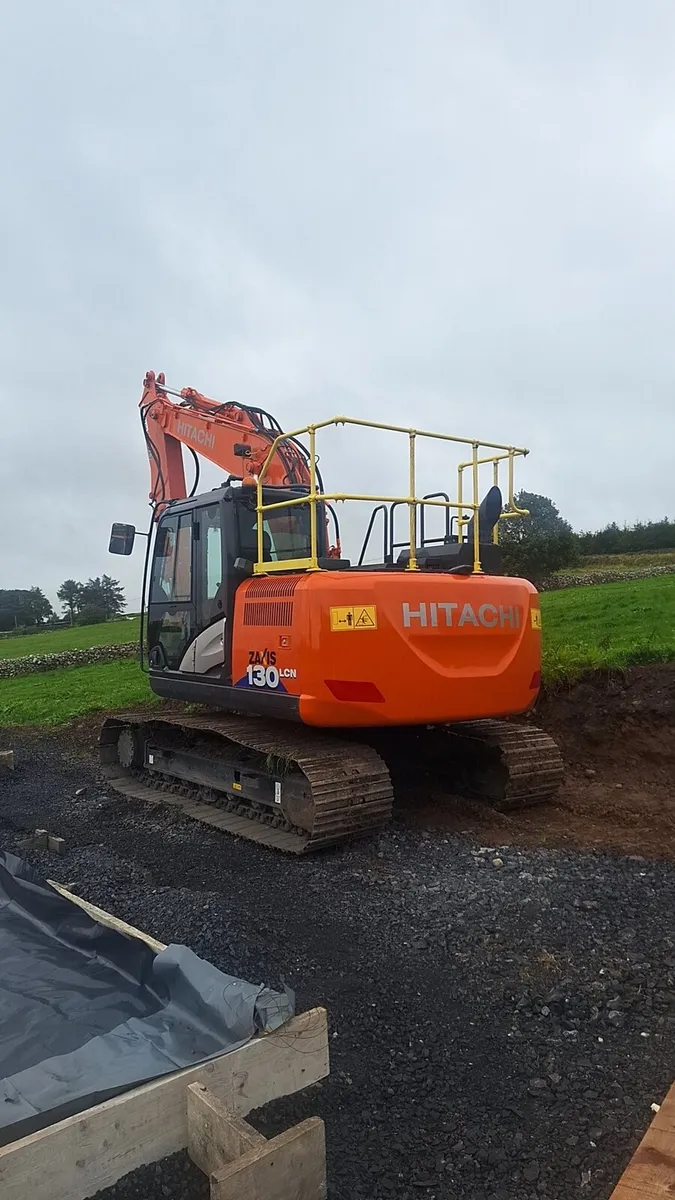 Hitachi 130 - Image 3