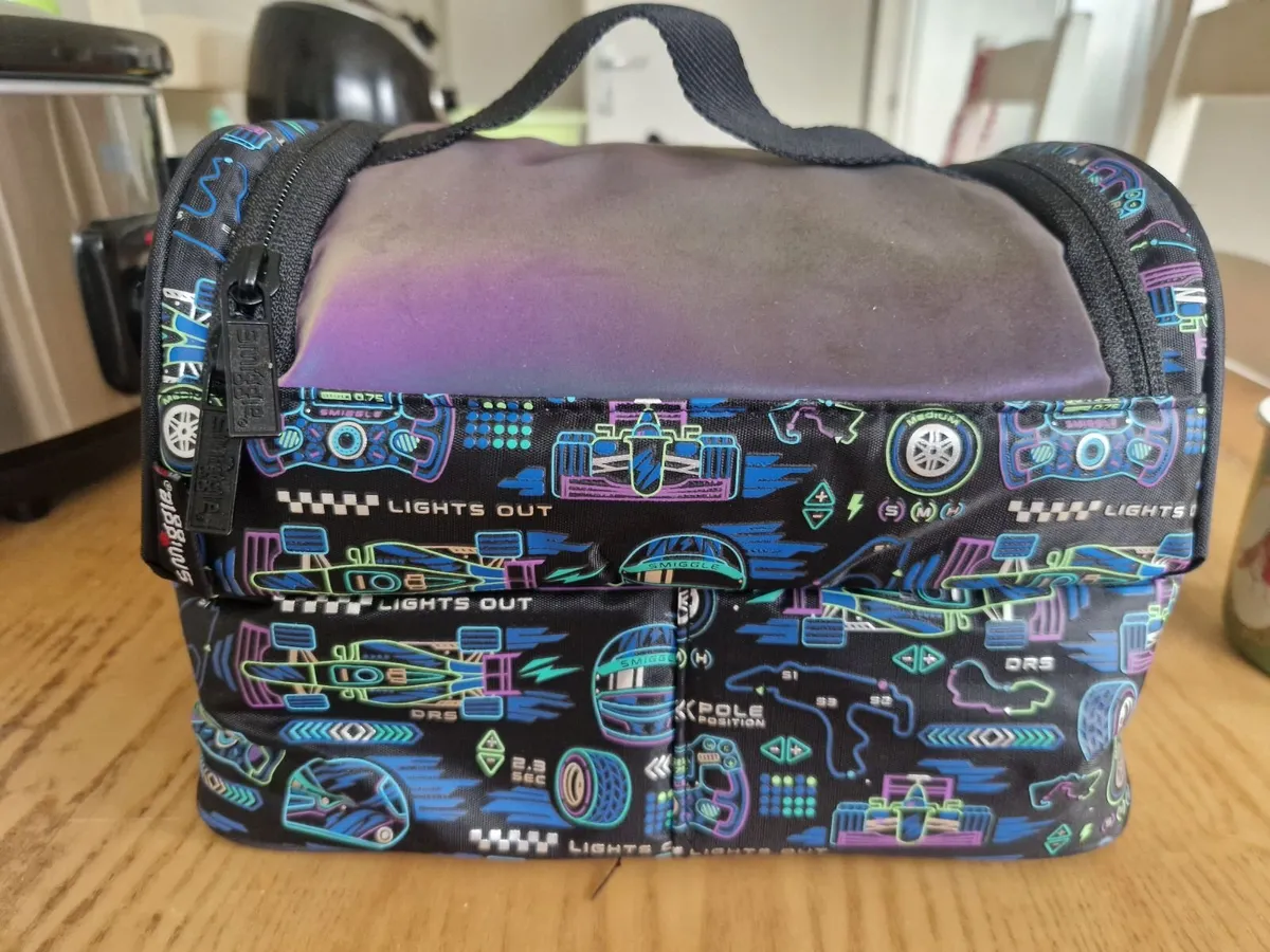 Smiggle lunchbox - Image 3
