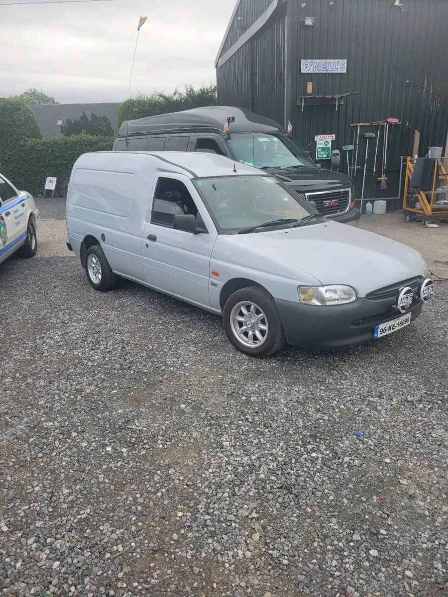 Ford escort van - Image 2
