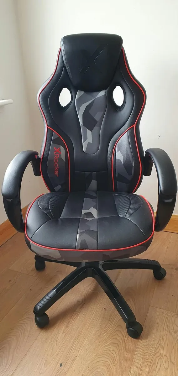 Gaming Chair – Adjustable Swivel Office Chair - Image 1