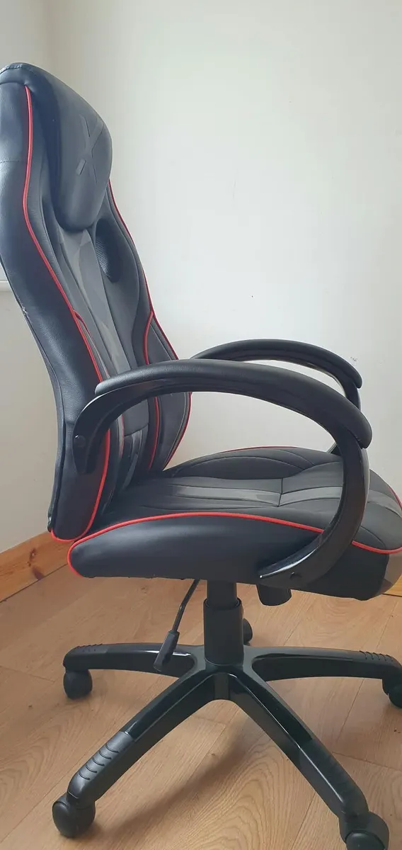 Gaming Chair – Adjustable Swivel Office Chair - Image 2