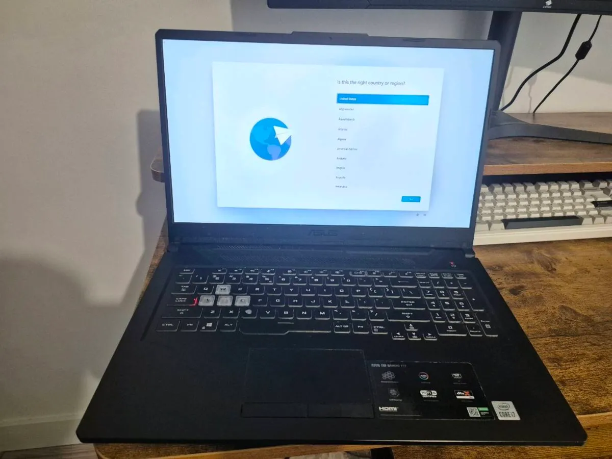 Asus 17.3", 16 Ram, 512 ssd, i7-10870h,gtx 1650 ti - Image 1