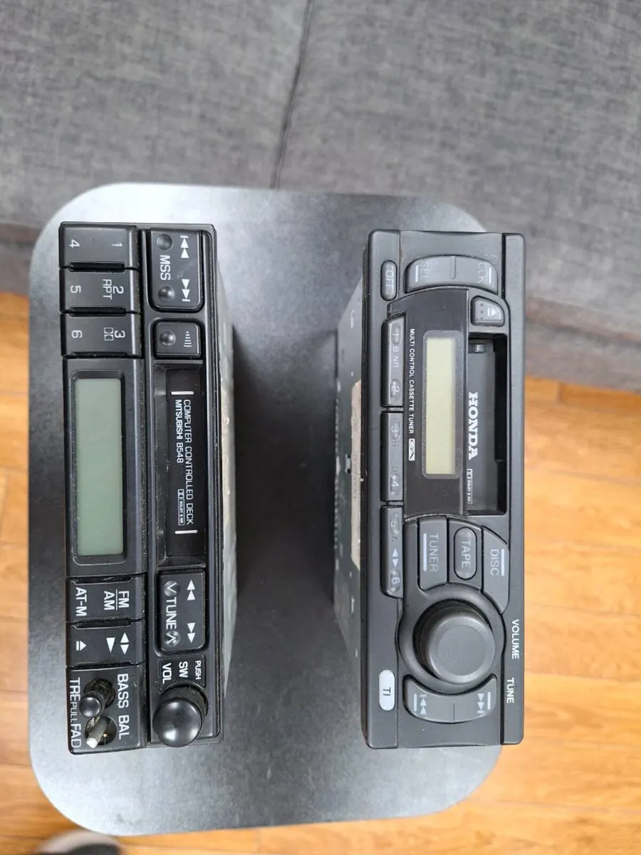 Old Honda and Mitsubishi x 2 car radio & cassette - Image 1