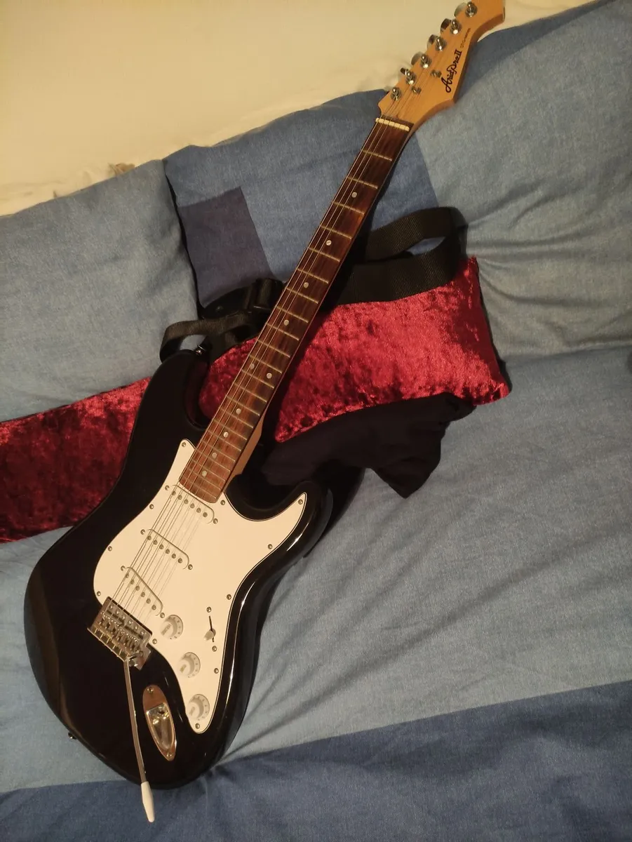 Electric Guitar Aria Pro II - Image 3