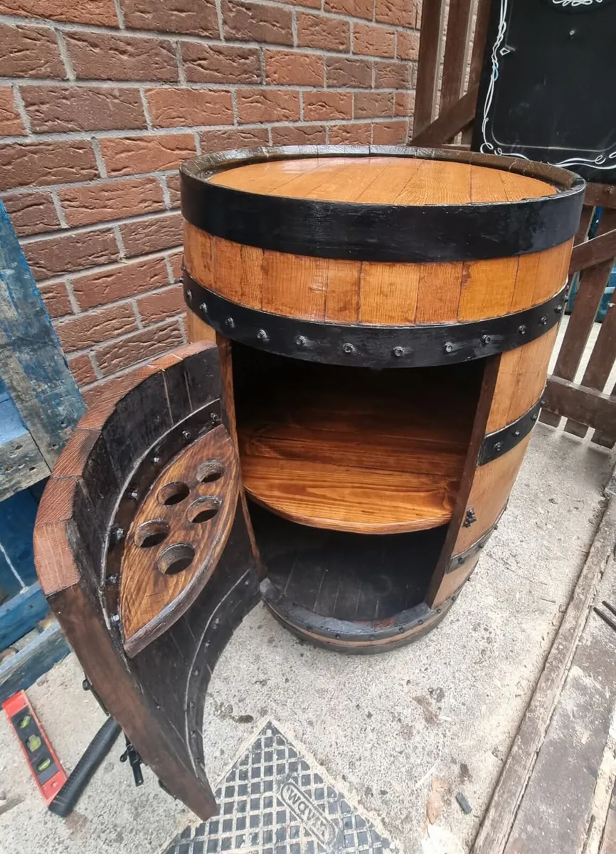 Barrel Bar with Door and Shelf - Image 2