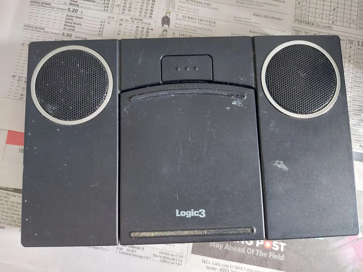 Logik 3 i-station, IPOD speaker, working great - Image 2