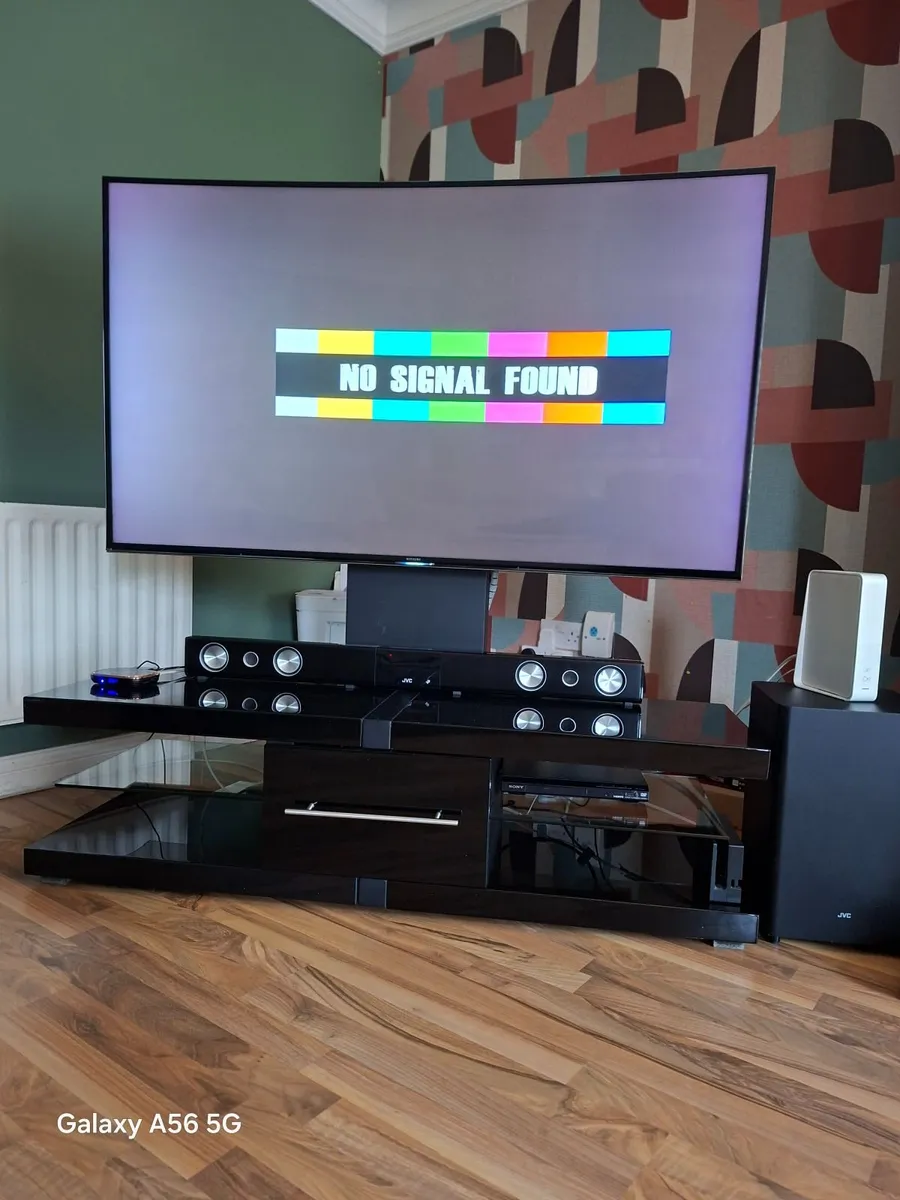 Tv with cabinet - Image 3