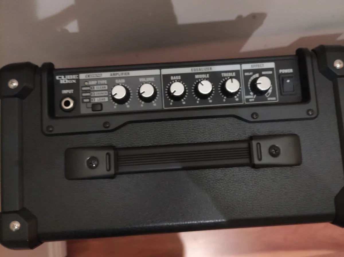 Roland Amp - Image 4