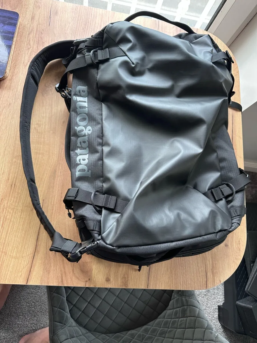 Patagonia Blackhole MLC 45L travel backpack - Image 1