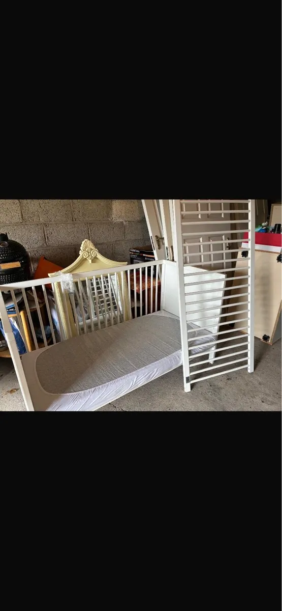Child’s Cot & mattress - Image 2
