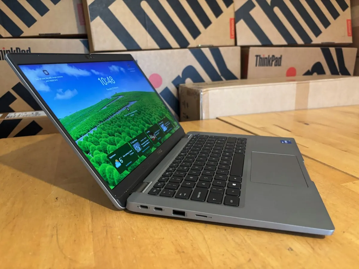 Dell Latitude Touchscreen Laptops-16Gb-Win 11 Pro - Image 2