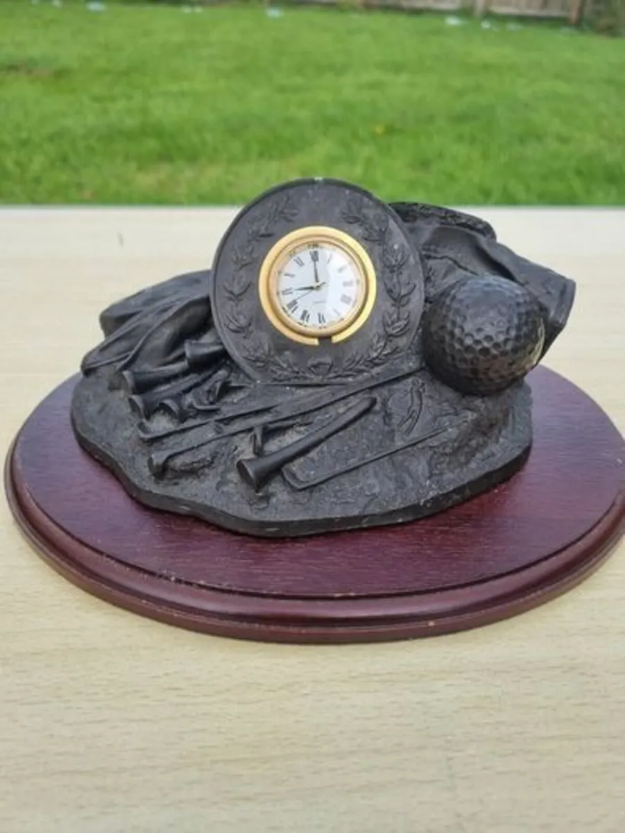 Royal Tara, golf-themed desk clock - Image 1