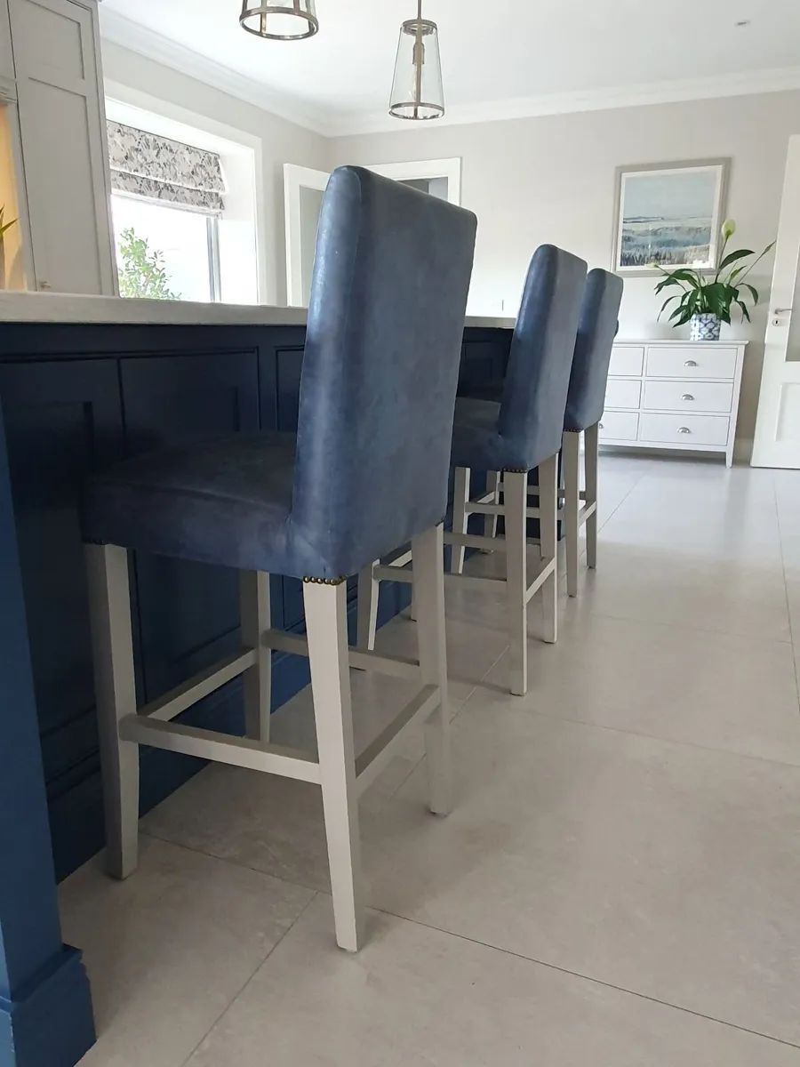 3 Kitchen High Stools - Image 1