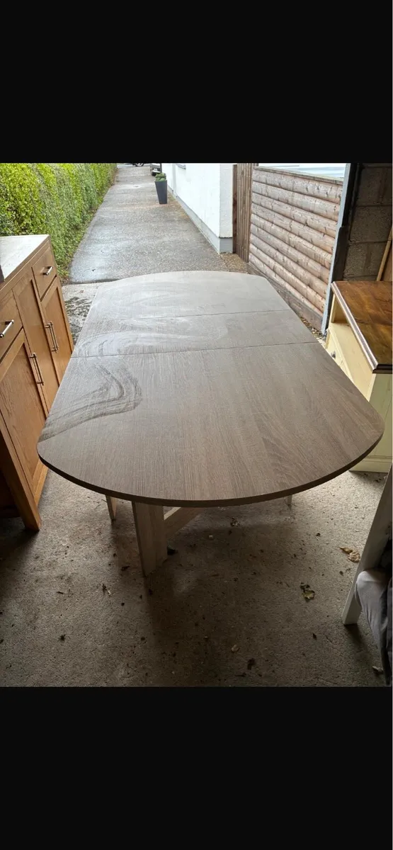 Folding Table - Image 3