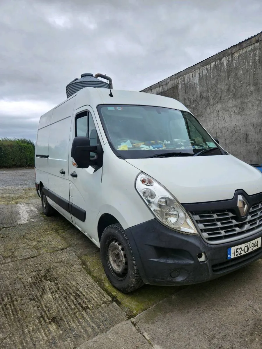 2015 Renault Master SWb - Image 1