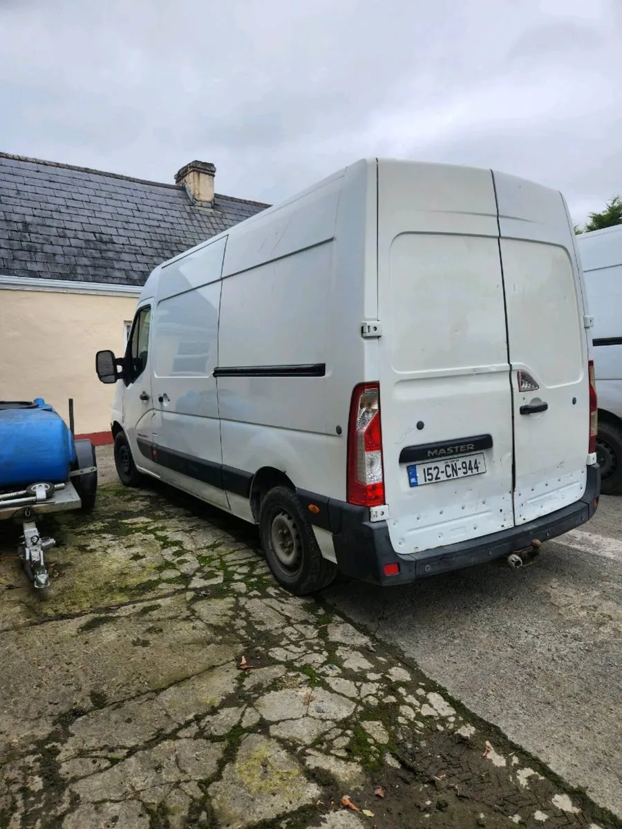 2015 Renault Master SWb - Image 4