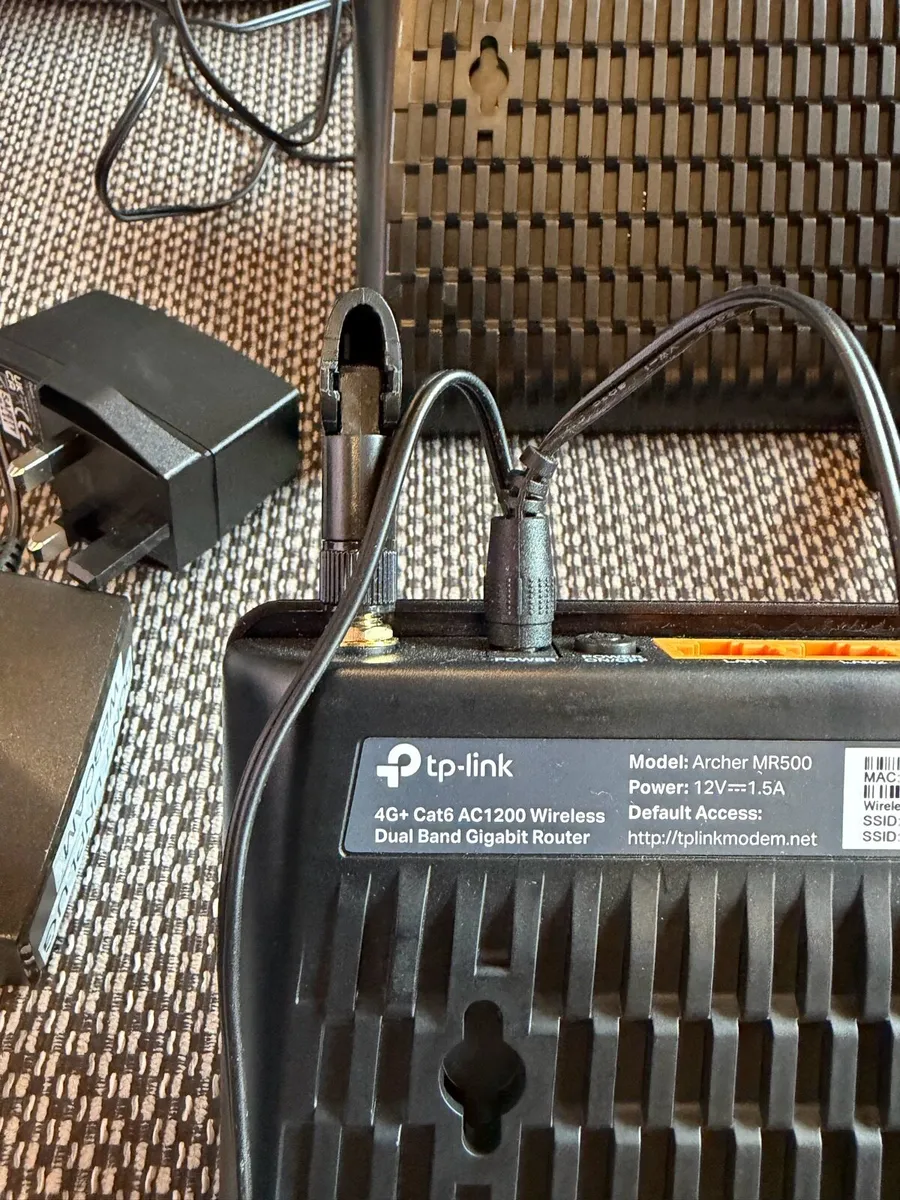 Tp link 4G cat 6 AC 1200 Wireless dual band router - Image 2