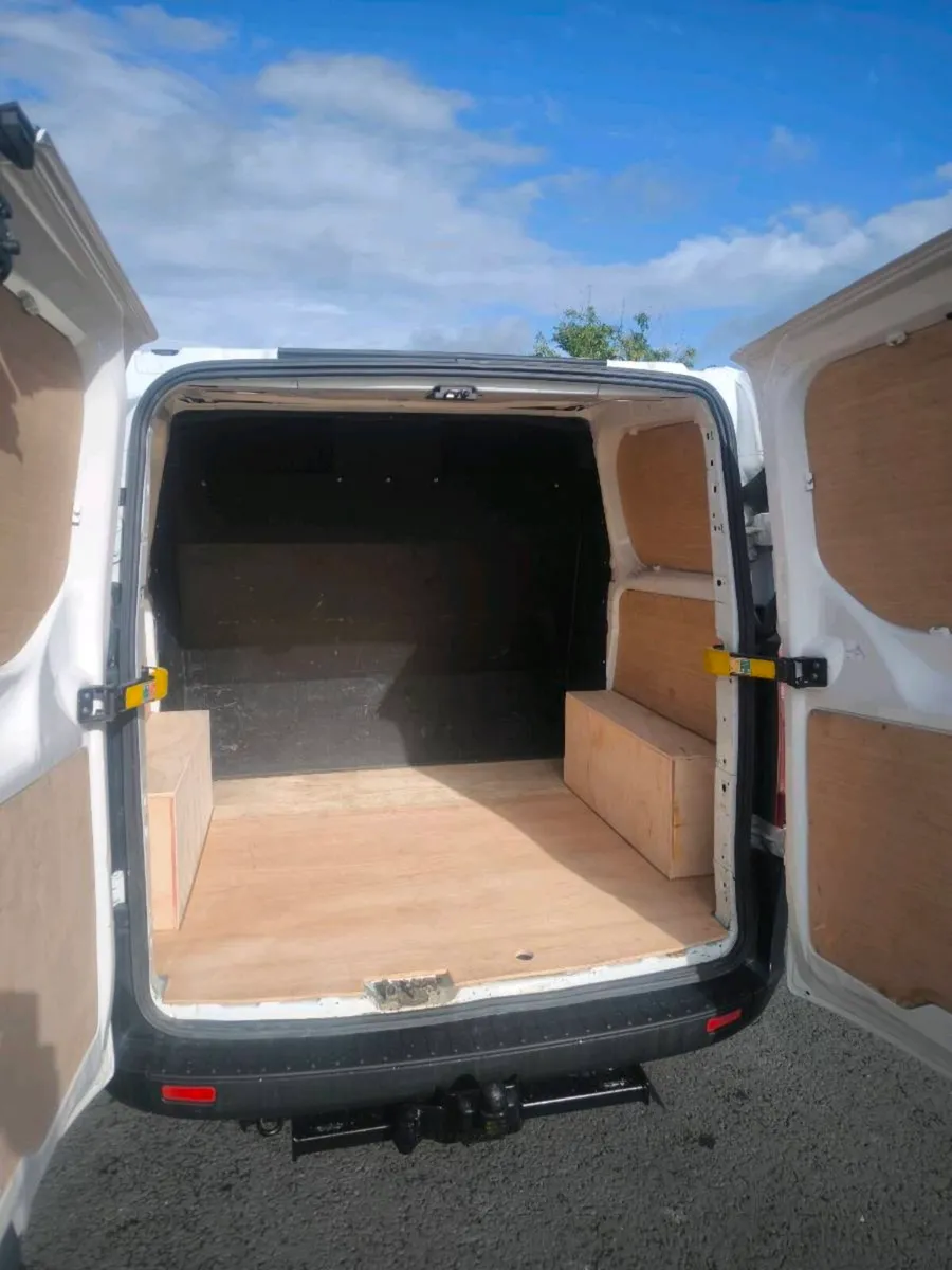 Ford Transit custom - Image 3