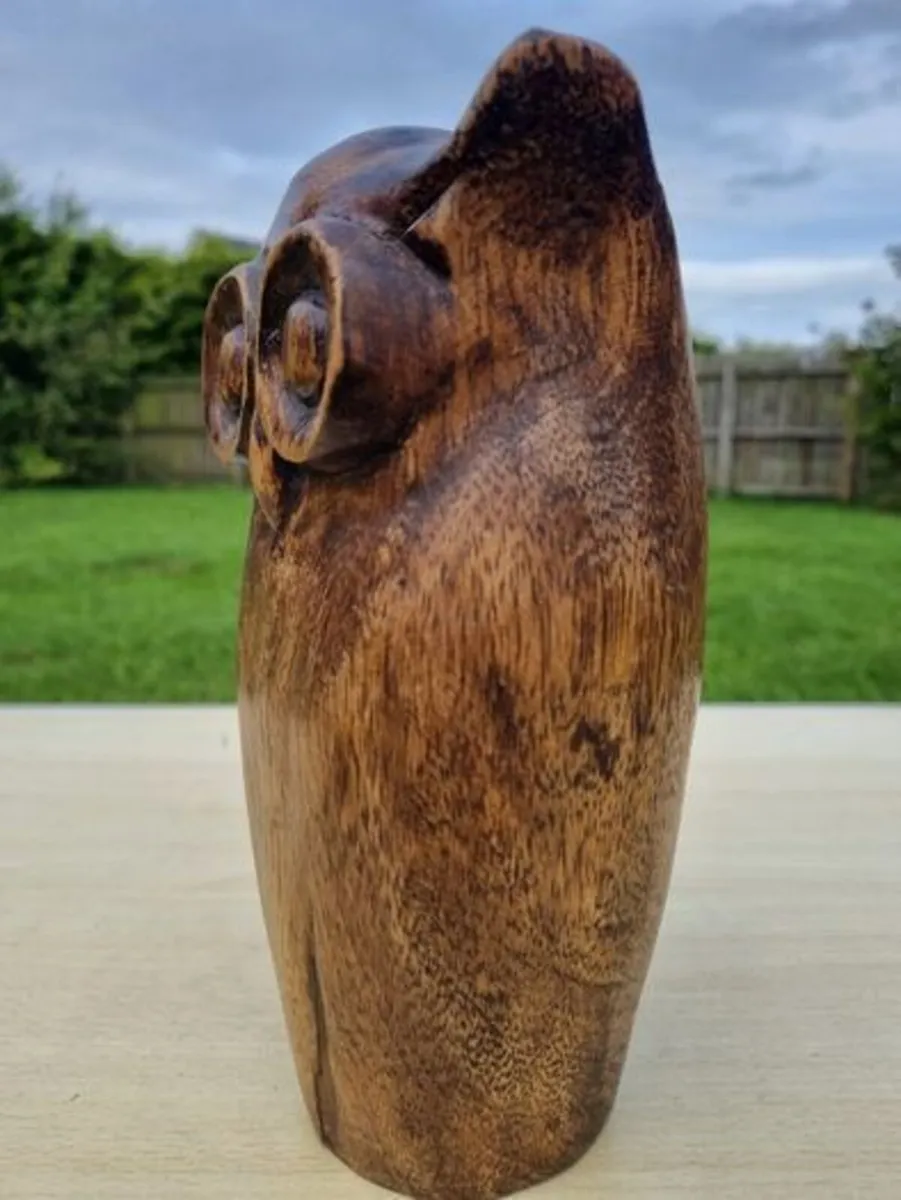 Vintage carved wooden owl figurine - Image 4