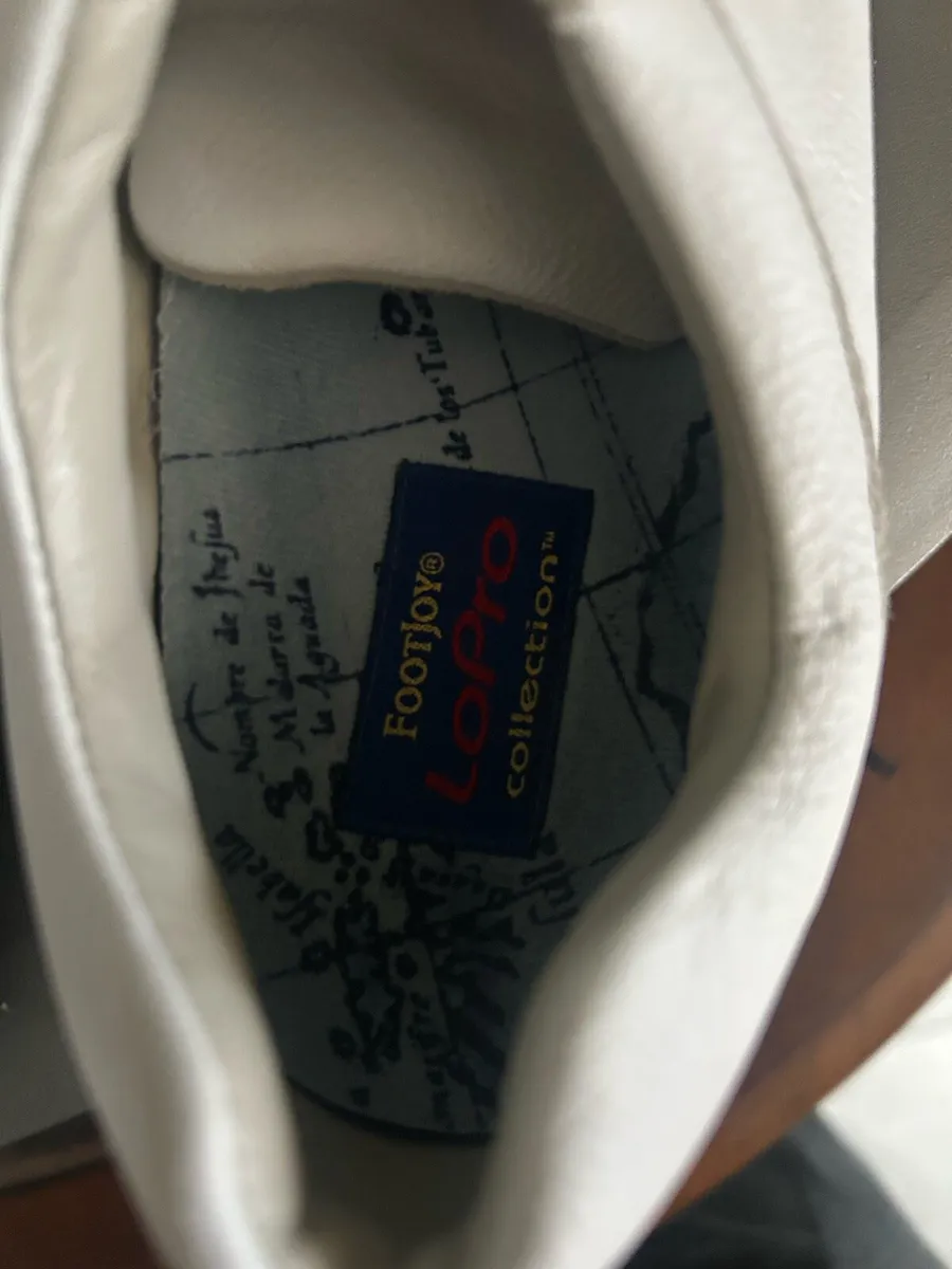 Golf shoes - Image 1