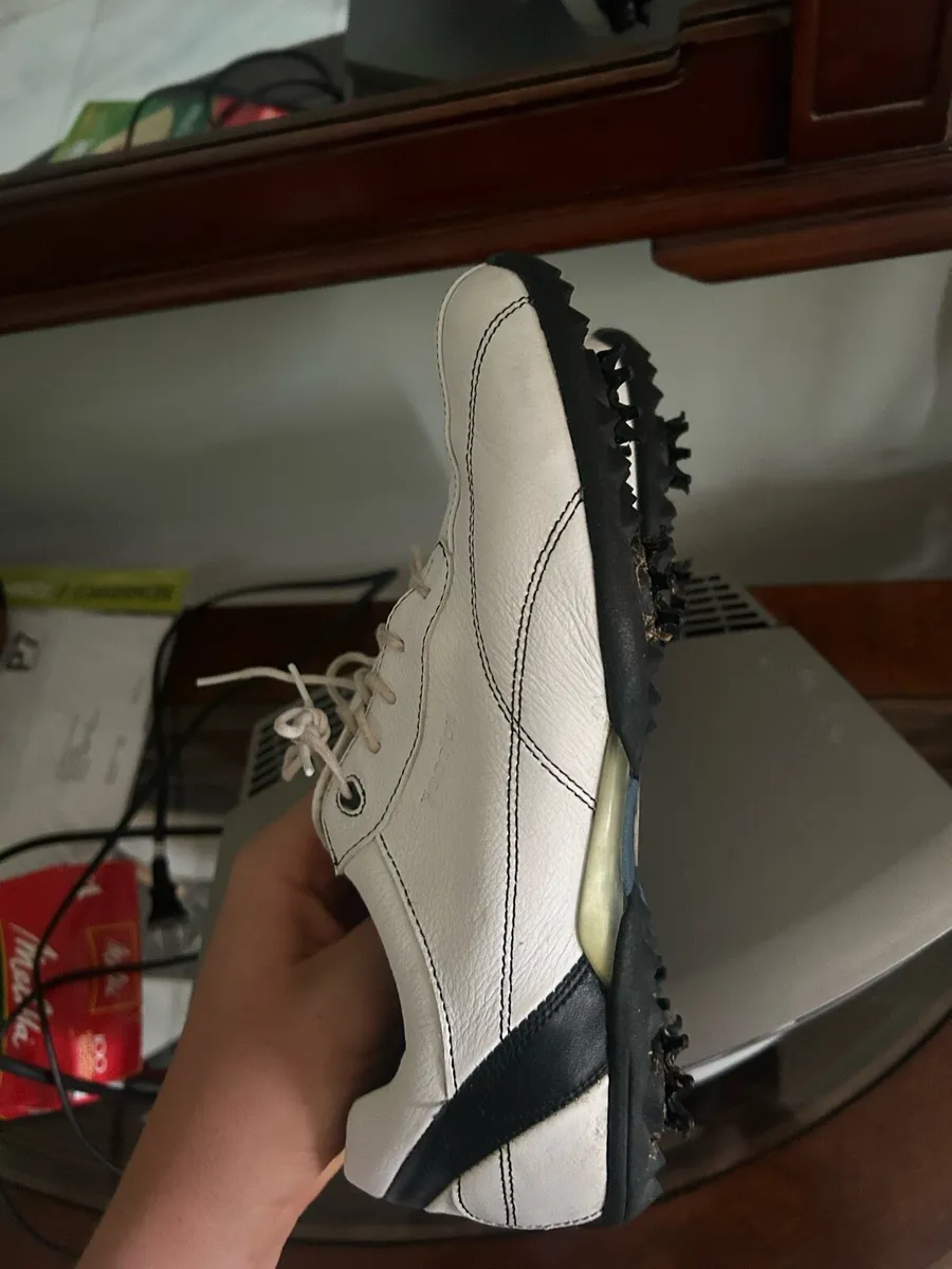 Golf shoes - Image 2
