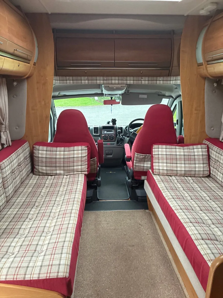 Motorhome - Image 2