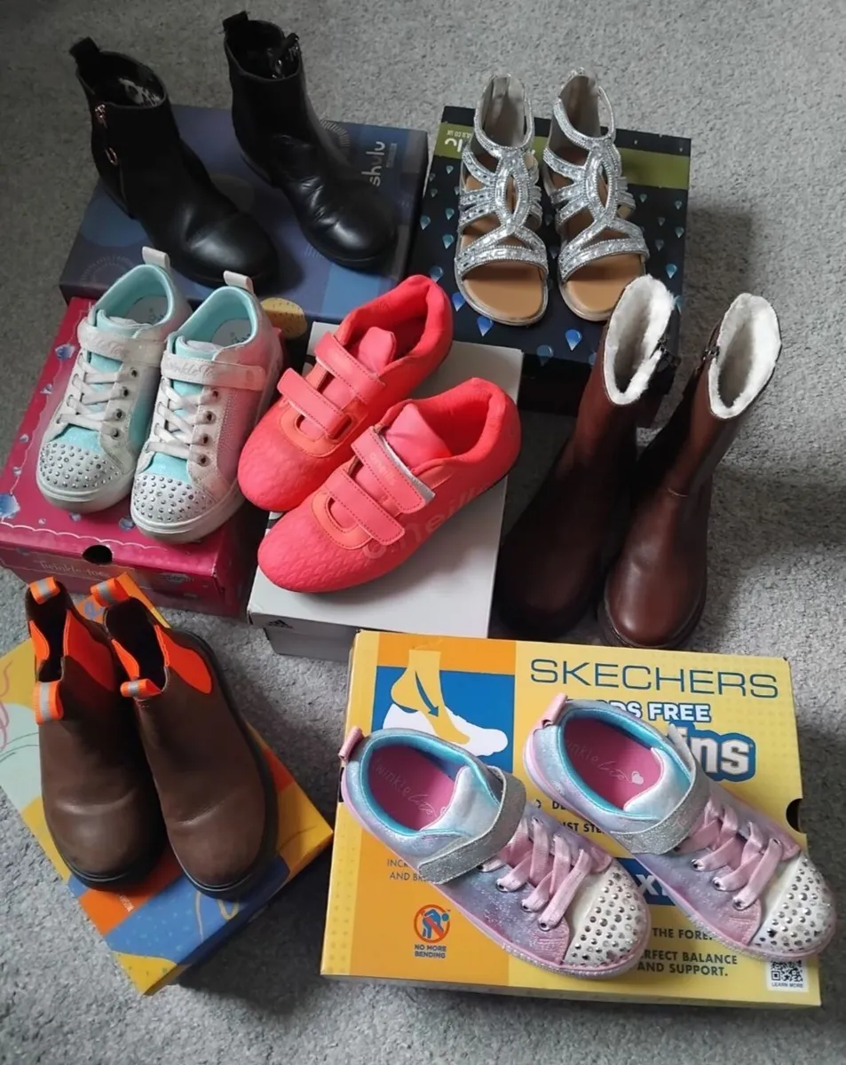 Shoes/Boots/Football Boots Bundle - Image 1