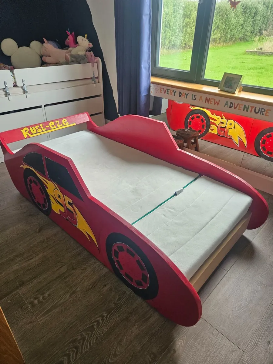 Kids bed - Image 1
