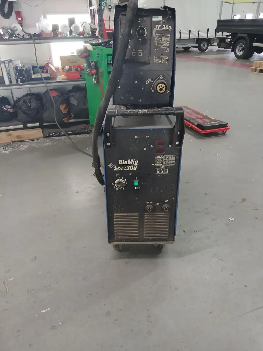 Welder - Image 3