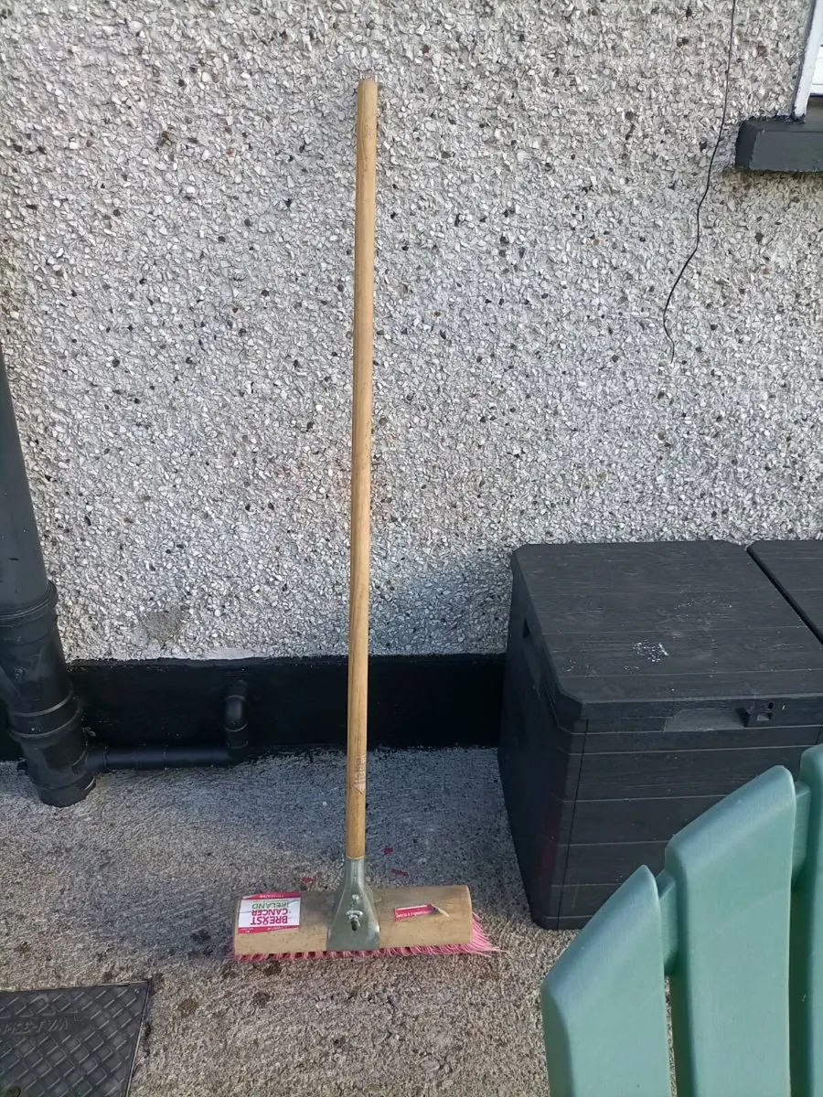 Yard brush - Image 2
