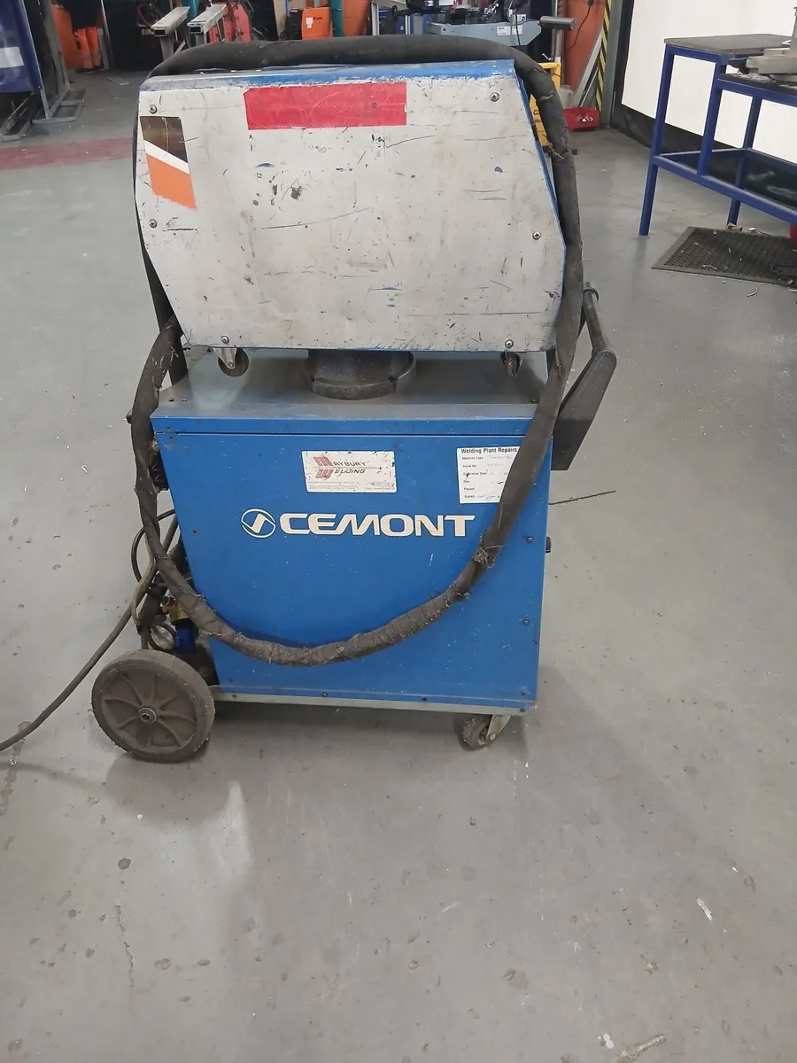 Welder - Image 4