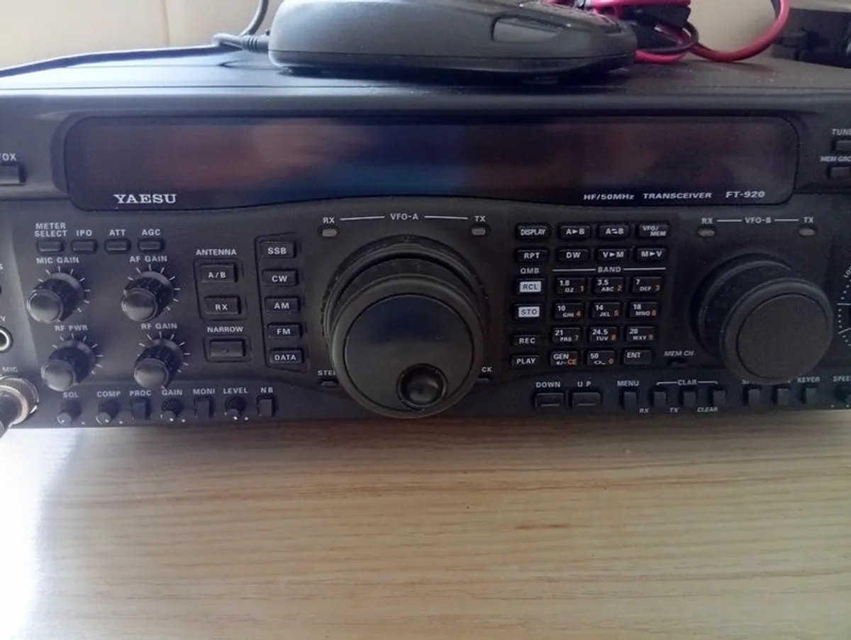 Ham radio - Image 1