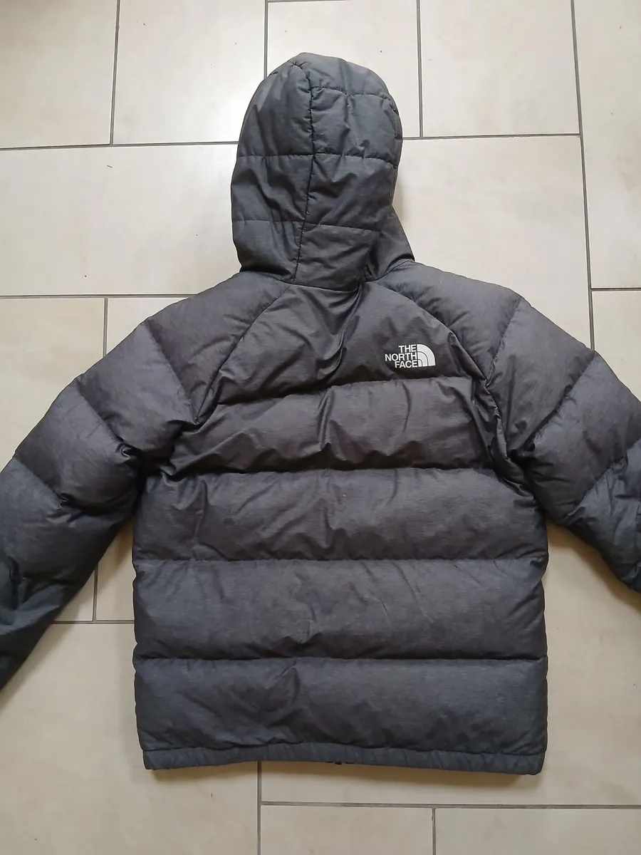 North Face puffer jacket kids L - Image 4