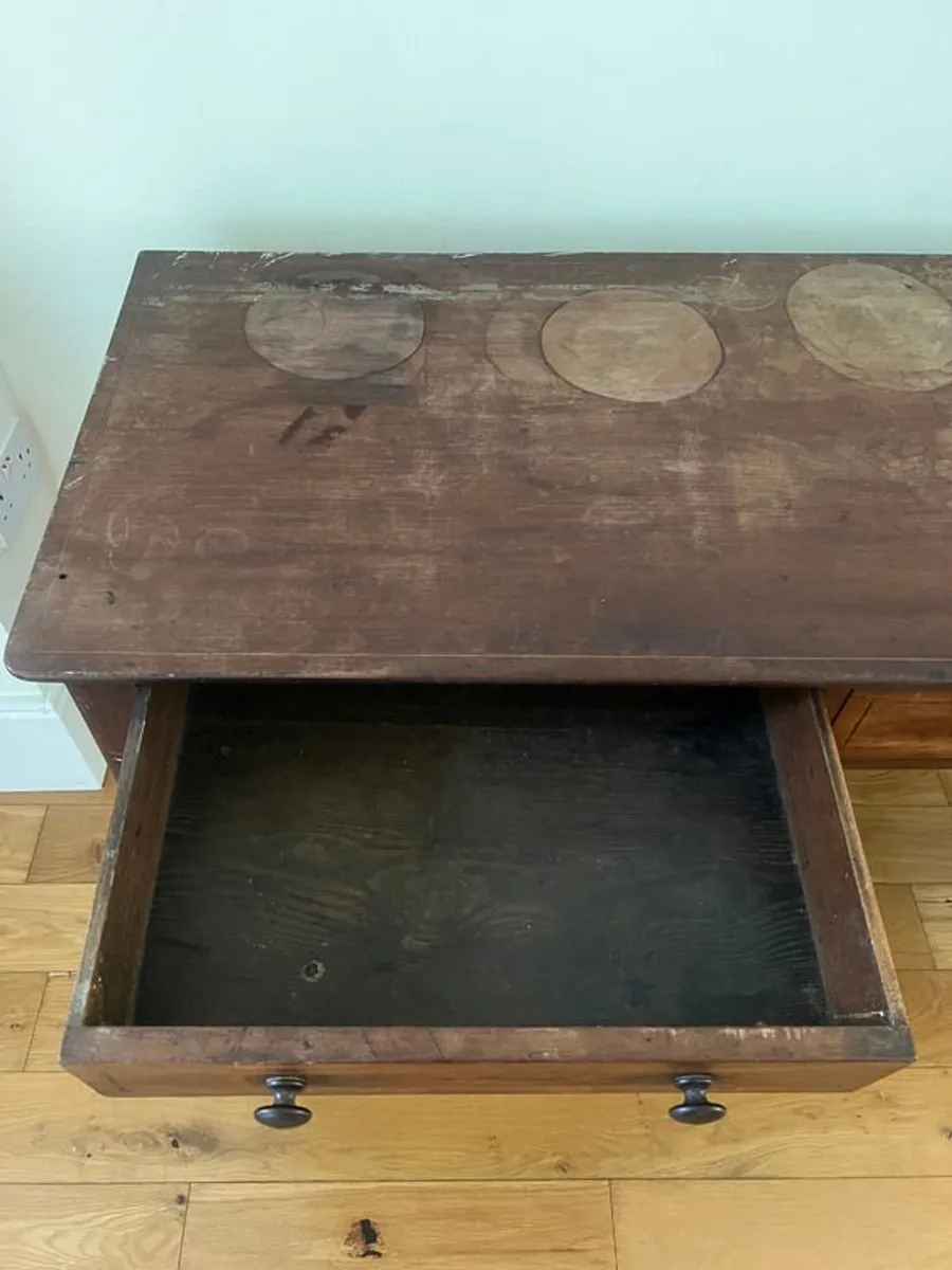 Desk - Image 3